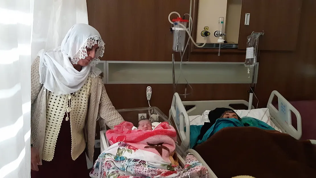 Siirt'te Hamile Kadın 9 Saat Sonra Kurtarılabildi
