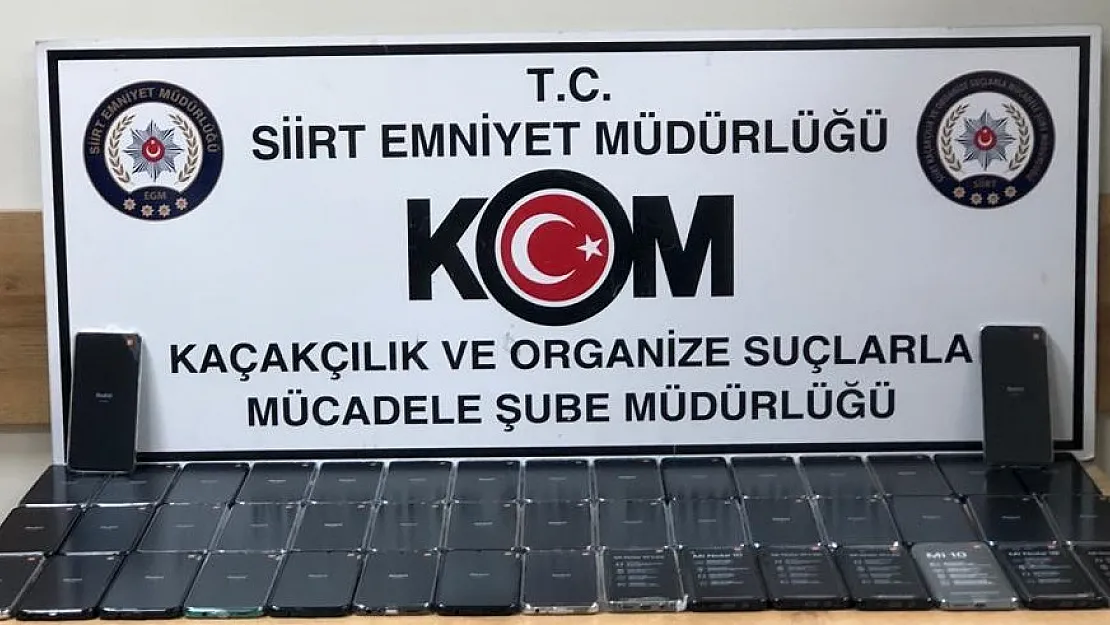 Siirt'te Gümrük Kaçağı Telefon Taşıyan 2 Kişi Gözaltına Alındı
