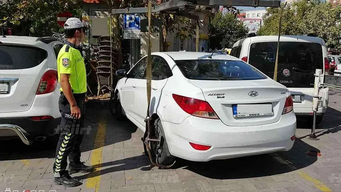 Siirt'te Bazı Caddelerde Araç Park Süresi 30 Dakika İle Sınırlandırıldı