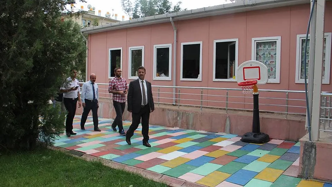 Siirt Üniversitesinin Anaokulunda Görevli 7 Kişinin İşine Son Verildi