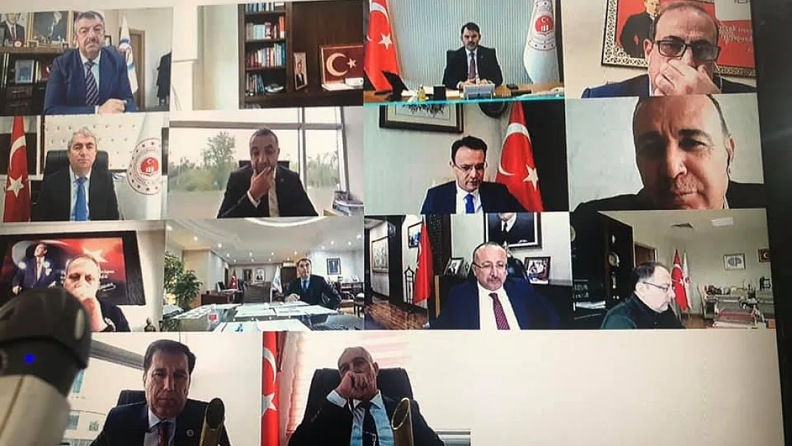 Siirt Bürokrasisi Çevre ve Şehircilik Bakanıyla Kentsel Dönüşümü Görüştü