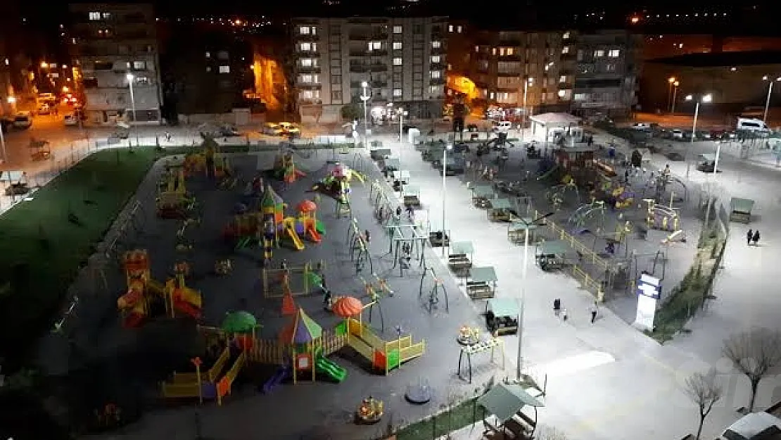 Siirt Şahinbey Çocuk Parkında İlginç Olay