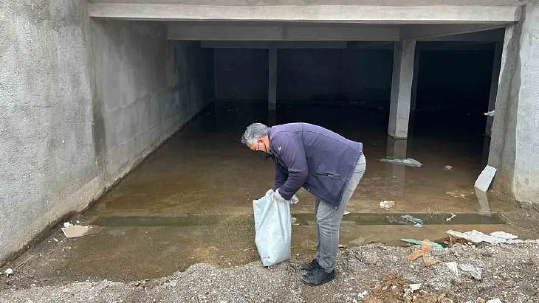 Adıyaman Belediyesi ilaçlama çalışmalarına devam ediyor