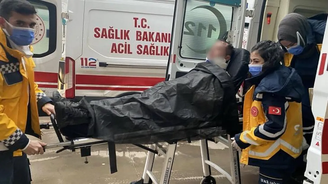 Adıyaman'da askerleri taşıyan araç devrildi: 3 yaralı