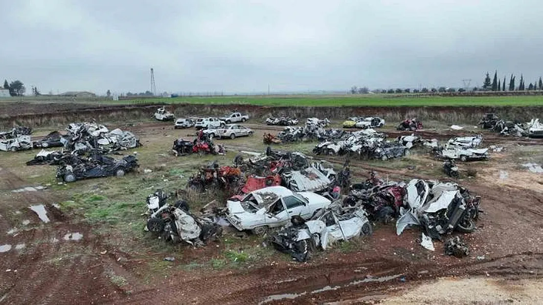 Adıyaman'daki araç mezarlığı dron ile görüntülendi