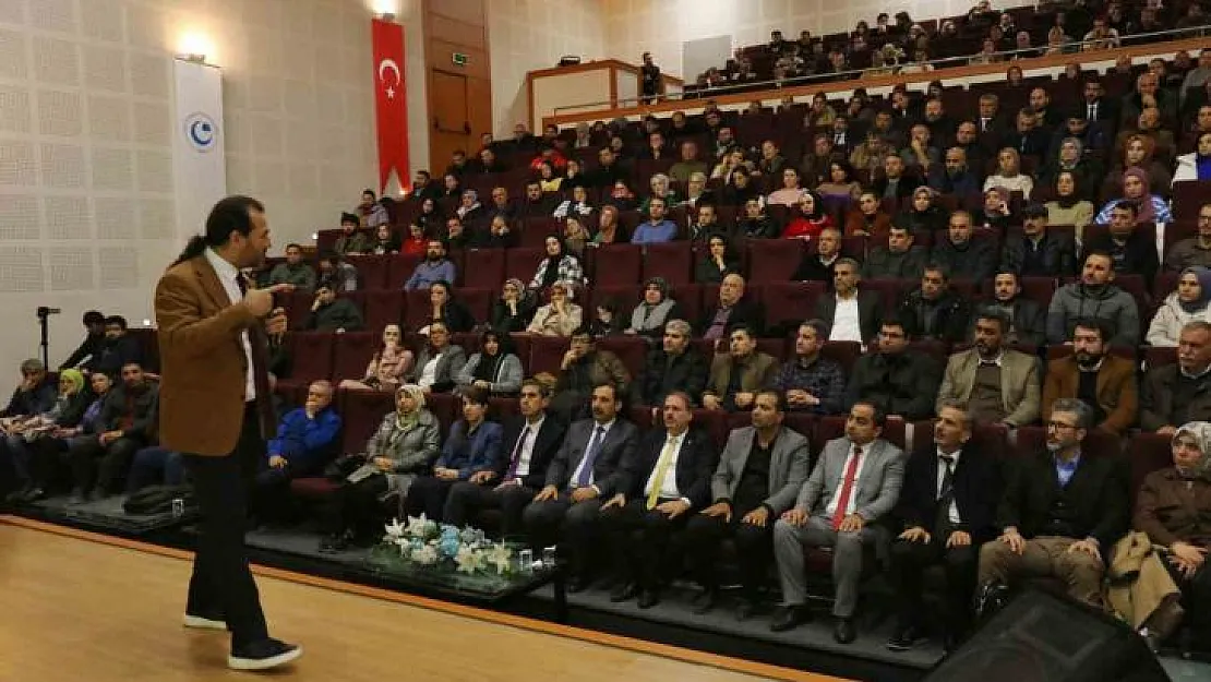 Adıyaman Üniversitesinde öğretmenlere panel düzenlendi