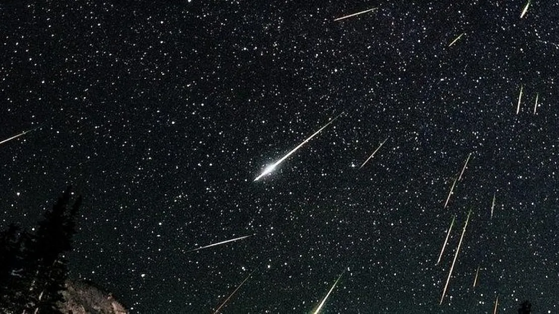 Ağustosun En Büyüleyici Gökyüzü Gösterisi: Perseid Meteor Yağmuru Başlıyor!