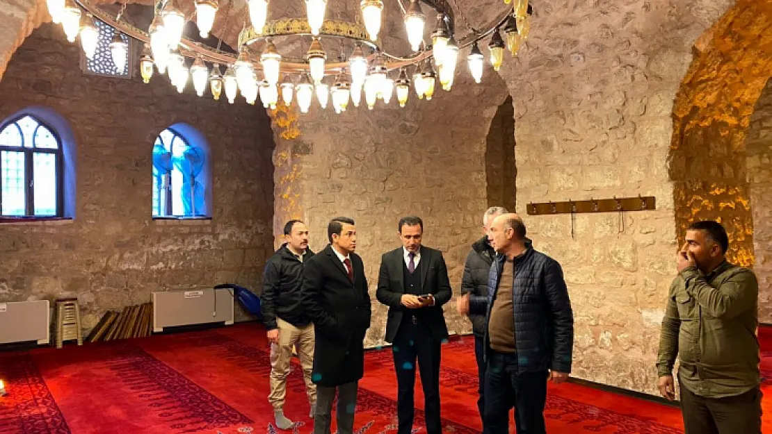 Ahlat Kaymakamı Siirt Kültür Sanat ve Spor Derneğini Ziyaret Etti