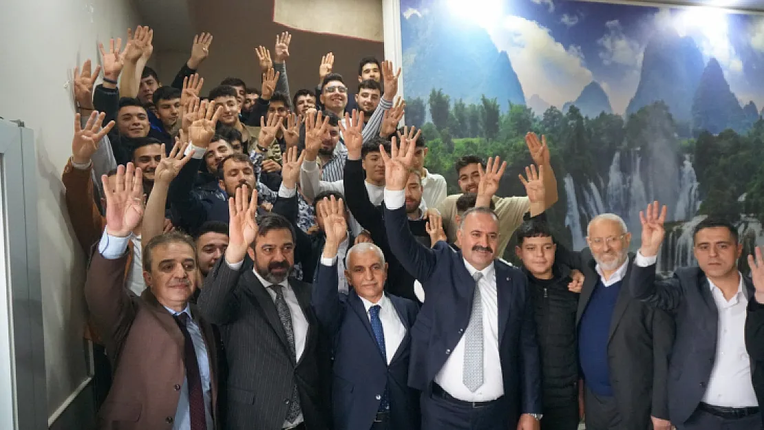 AK Parti'de bayramlaşma töreni düzenlendi