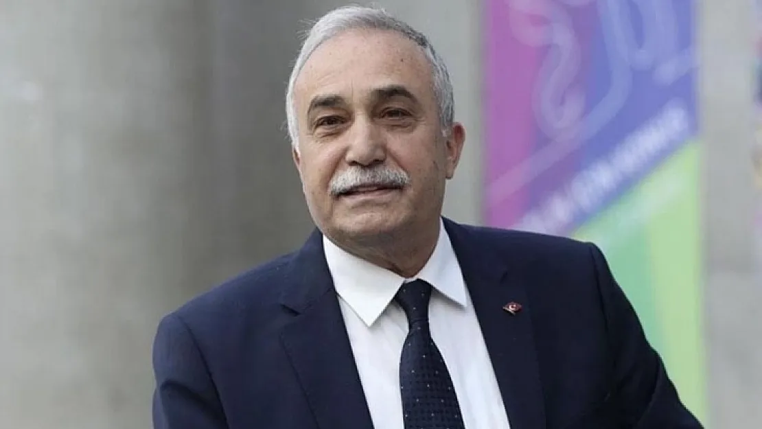 AK Parti'den İstifa Eden Ahmet Eşref Fakıbaba İYİ Parti'ye Katıldı