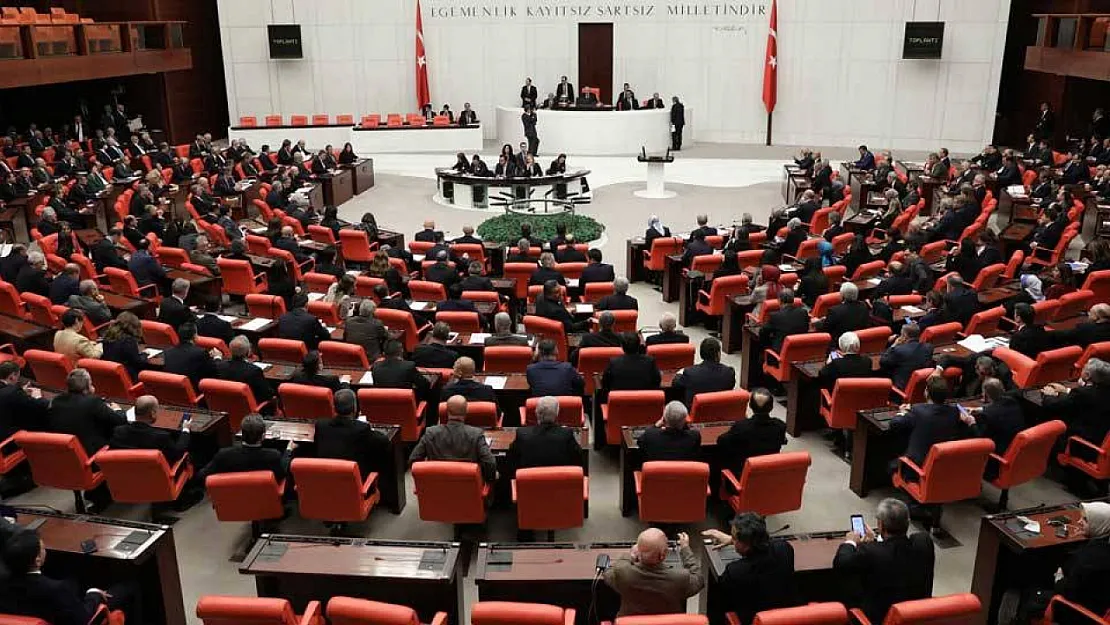 AK Parti Teklifinde Siirt'e Etki Edecek Madde: Yeni Belediyeler Gelebilir