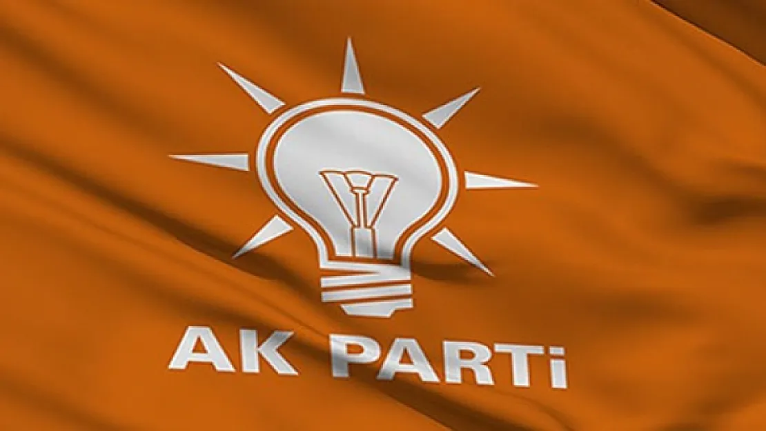 AK Parti Grup Başkanvekili Cahit Özkan, görevden alındı