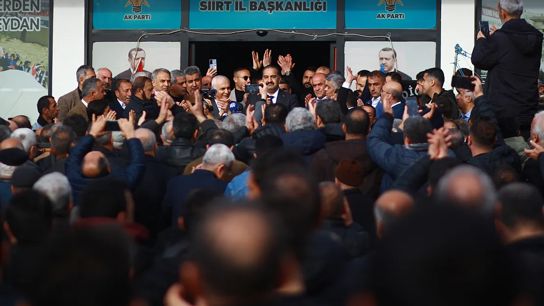 AK Parti Siirt İl Başkanlığı'na Hıfzullah Canpolat Atandı: Karşılamada Duygusal Anlar Yaşandı