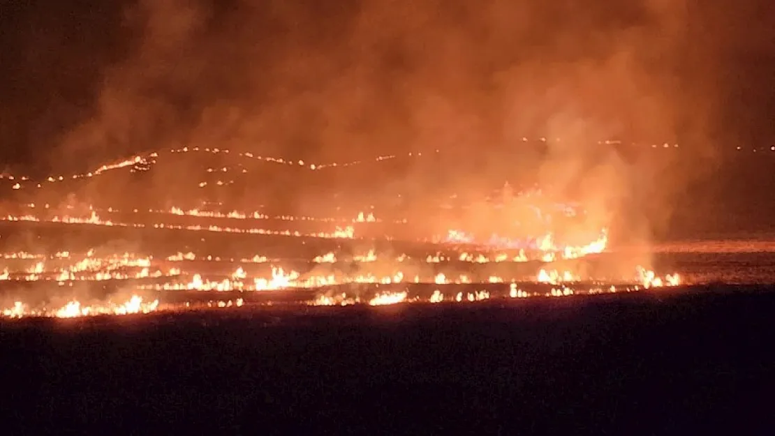 Siirt'te Akşam Saatlerinde Anız Yakma Faaliyetlerine Karşı Denetimler Artırıldı