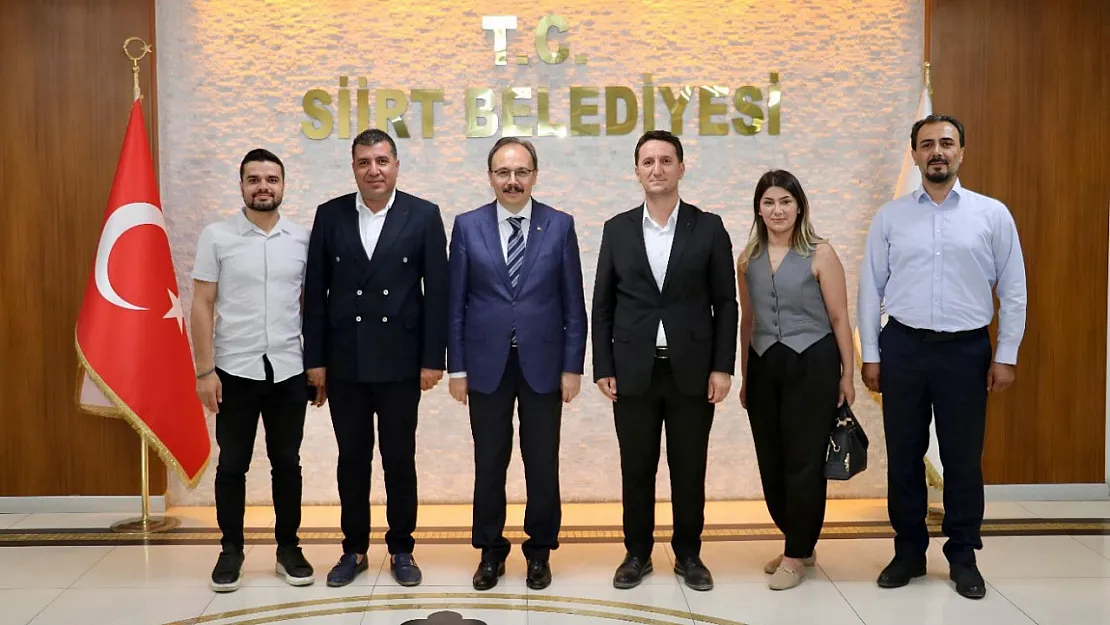 Anahtar Parti Siirt İl Başkanlığından Vali ve Belediye Başkan Vekili Dr. Kemal Kızılkaya'ya Ziyaret