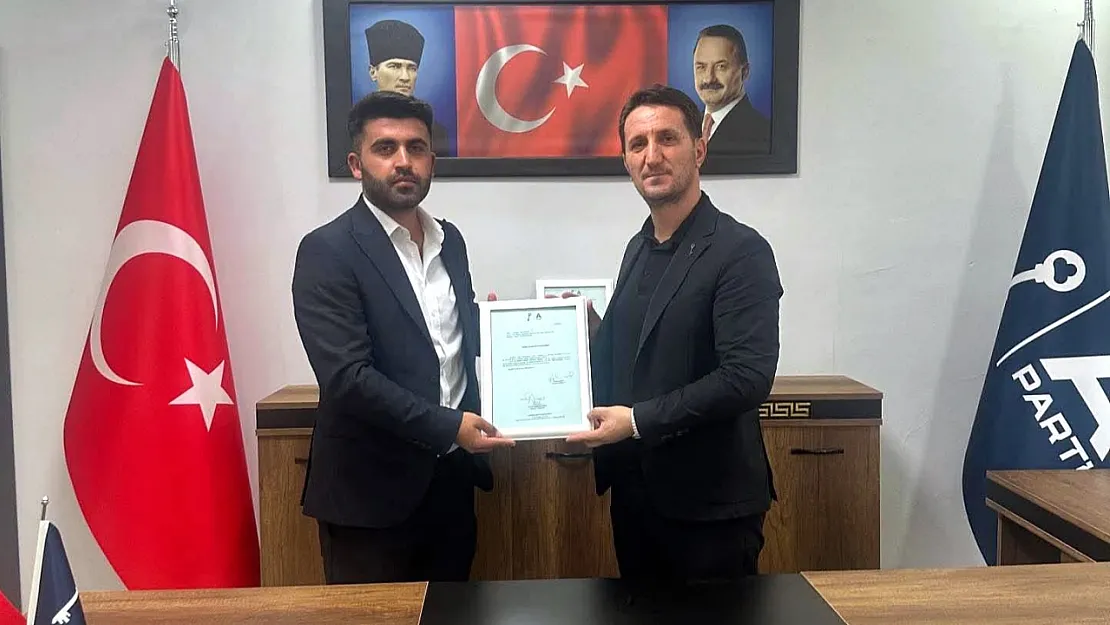 Anahtar Parti Şirvan İlçe Başkanlığına Tekin Cellek Atandı