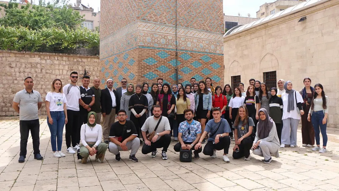 Antalyalı Gençler Siirt'i Gezdi