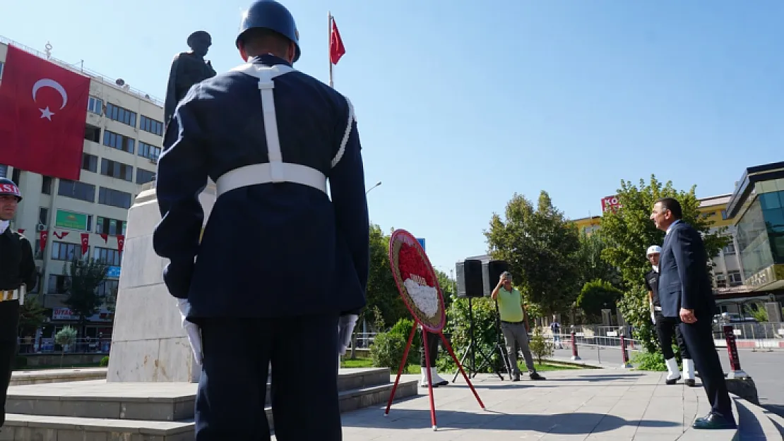 Atatürk'ün Siirt'e Gelişinin 106'ncı Yıl Dönümü Kutlandı!