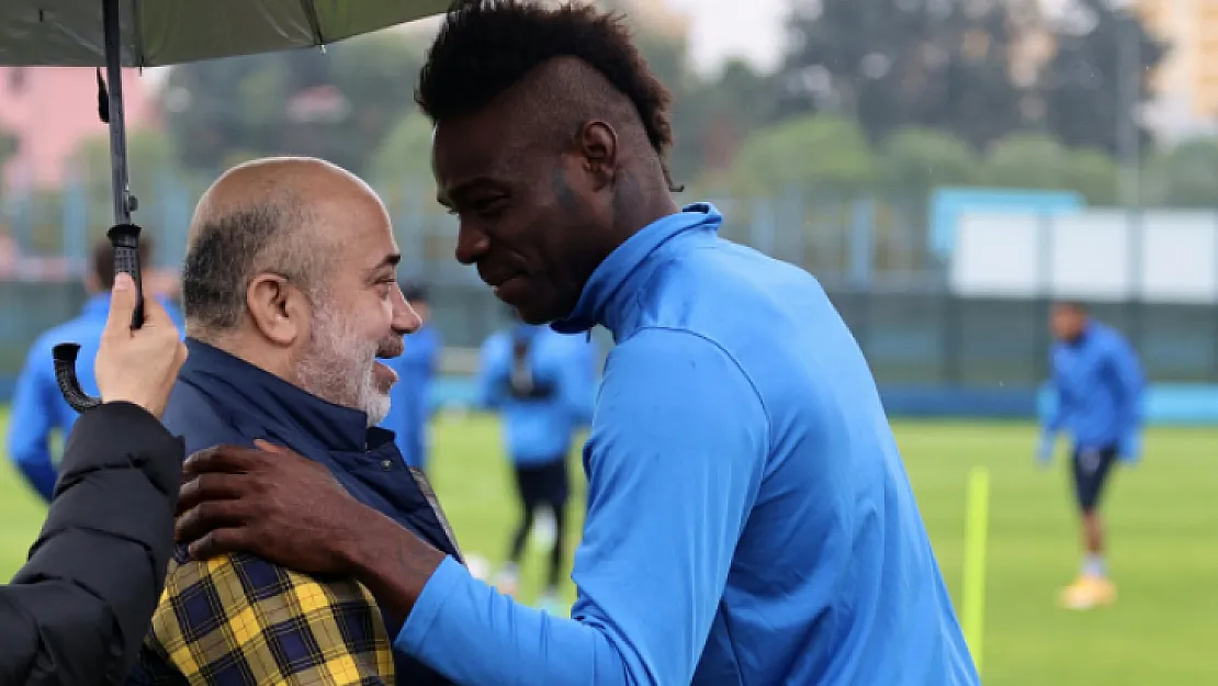 Ayrıldığına Pişman Olan Balotelli, Sancak'a Mesaj Attı!