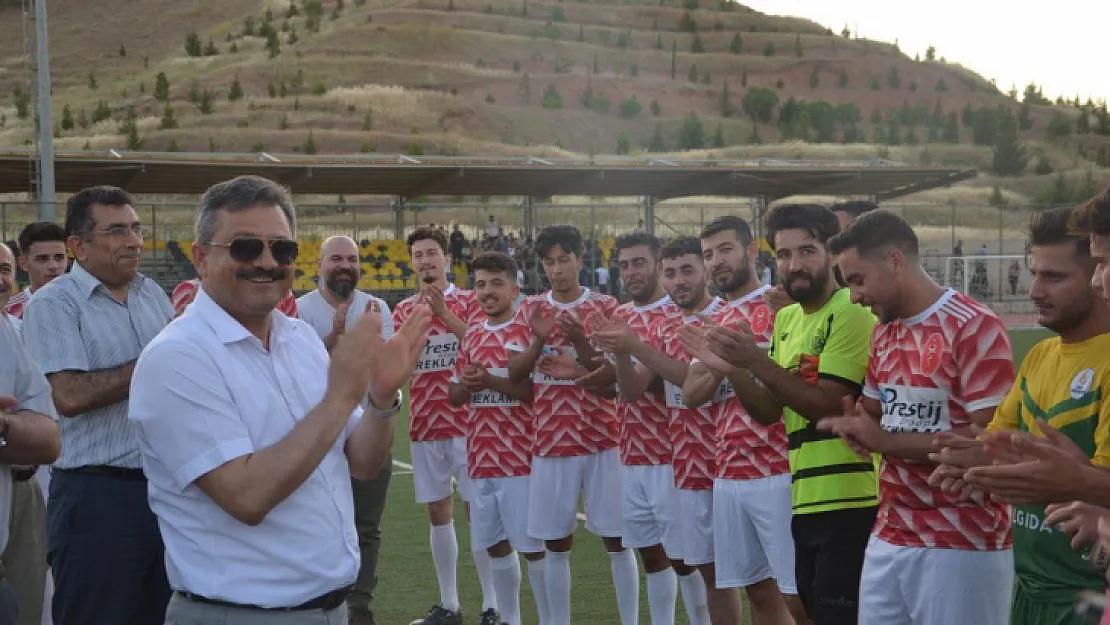 Bahar Şenlikleri Futbol Turnuvasında Veteriner Fakültesi Şampiyon Oldu