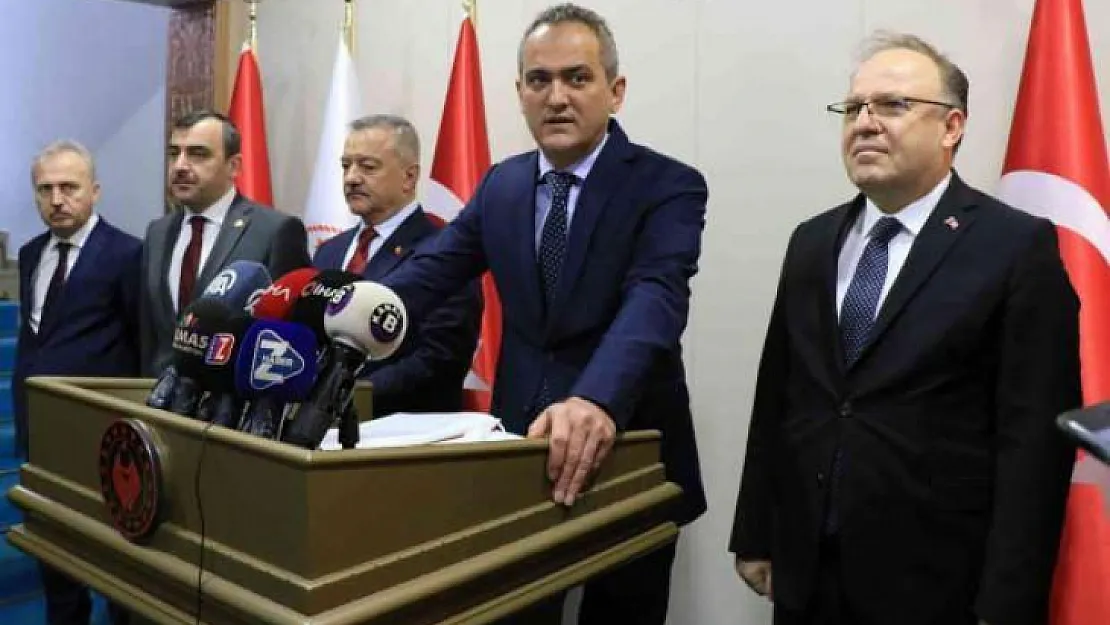 Bakan Özer'den yüz yüze eğitim açıklaması
