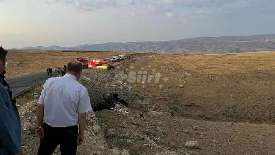 Batman'da şarampole yuvarlanan kamyon alev alev yandı: 4 ölü