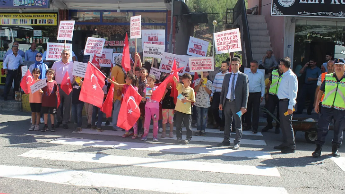 Baykan'da Yaya Öncelikli Duruşu Uygulaması Etkinliği Yapıldı