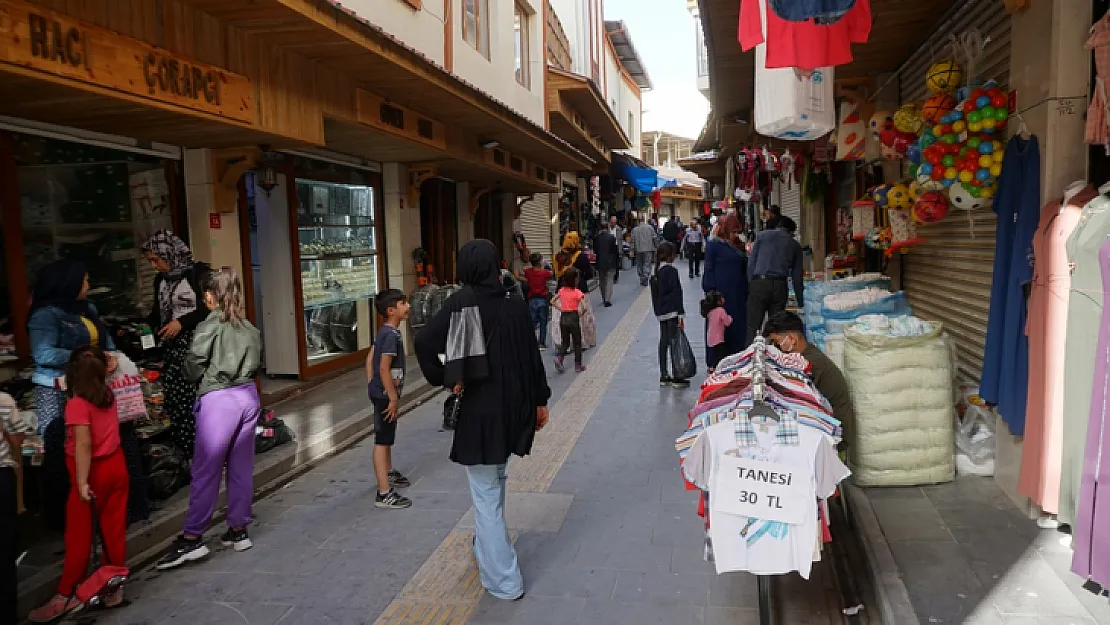 Bayram Alışverişi Başladı! Siirt'te Fiyatlar ikiye Katlandı!