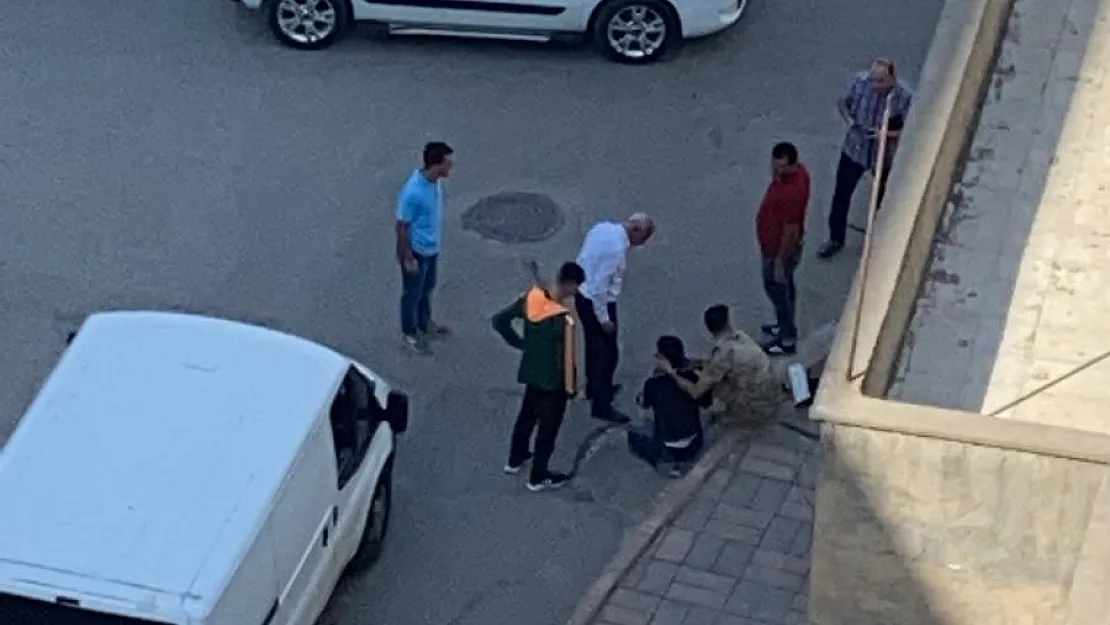 Siirt'in O Caddesinde Trafik Kazalarının Ardı Arkası Kesilmiyor!
