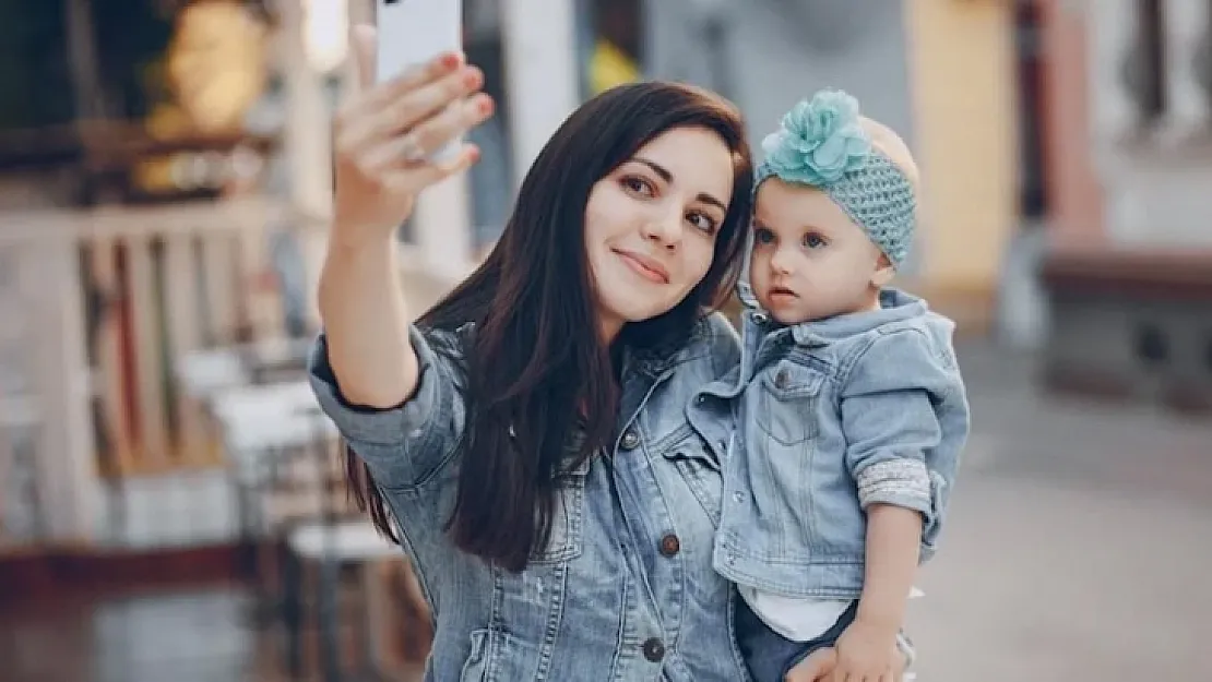 Çarpıcı araştırma: Instagram'daki annelerin yüzde 95'i bunu yapıyor