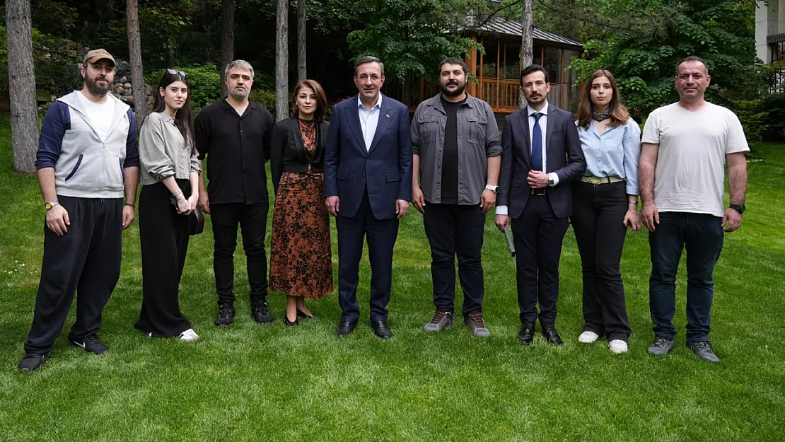 Cengiz Topel Belgeseline Cevdet Yılmaz'dan Anlamlı Katkı