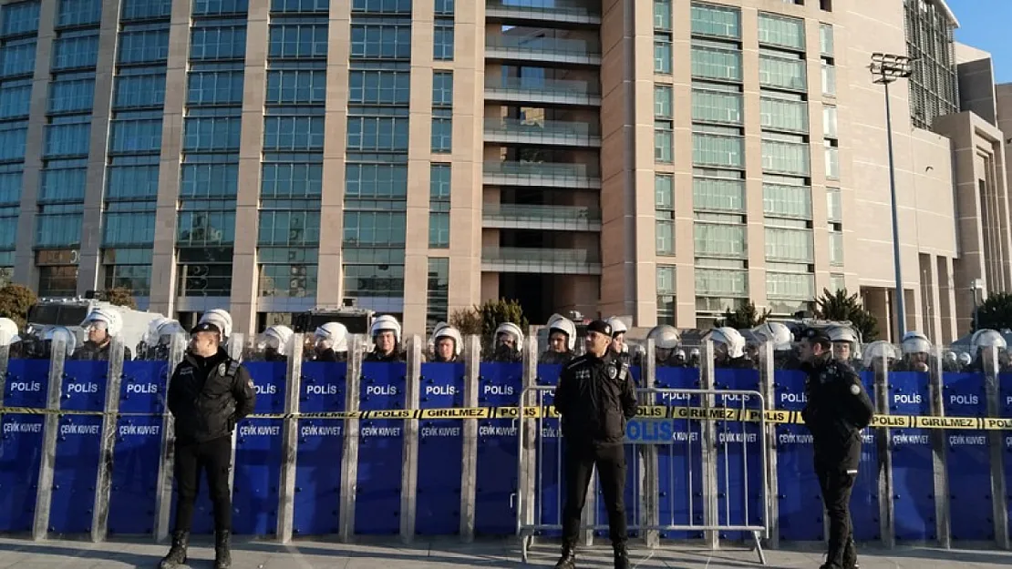 CHP'li Belediyelere Operasyon! Çok Sayıda Belediye Başkanına Gözaltı Kararı