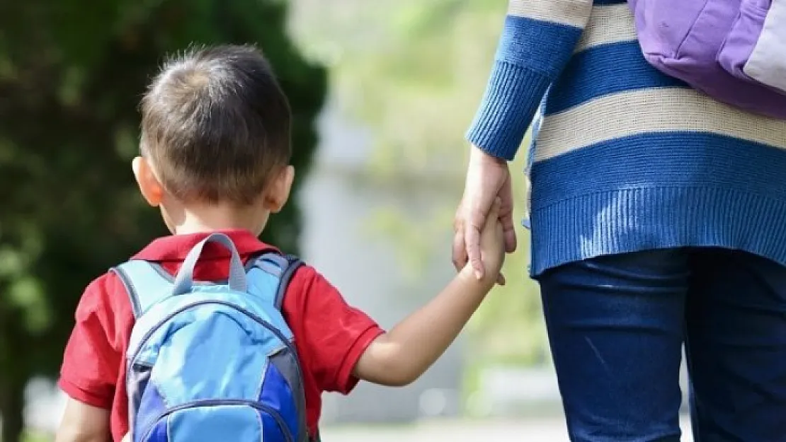 Çocuğunuzun Okula Uyum Sürecini Kolaylaştıracak 8 Önemli Tavsiye