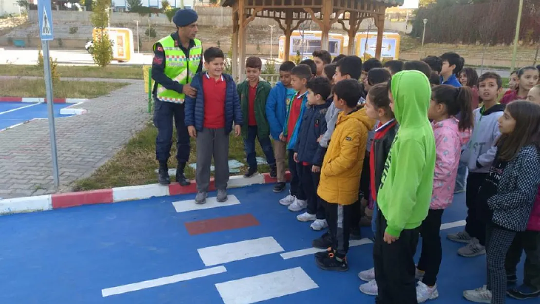 Çocuklara Trafik Eğitimi Verildi!