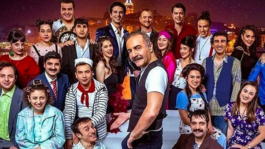 Çok Güzel Hareketler 2'nin yayın tarihi belli oldu! Arif Güloğlu ile gümbür gümbür dönüyor