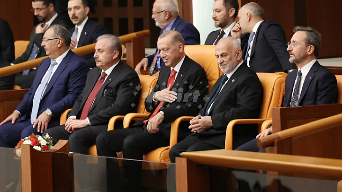 Cumhurbaşkanı Erdoğan bugün TBMM'de yemin edecek, kabine akşam açıklanacak