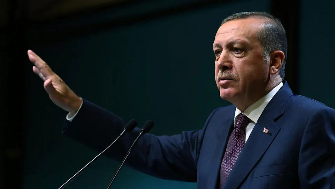 Cumhurbaşkanı Erdoğan'dan emekliyi sevindirecek sözler: Maaşı daha yukarı çıkarmanın hesabı içindeyiz