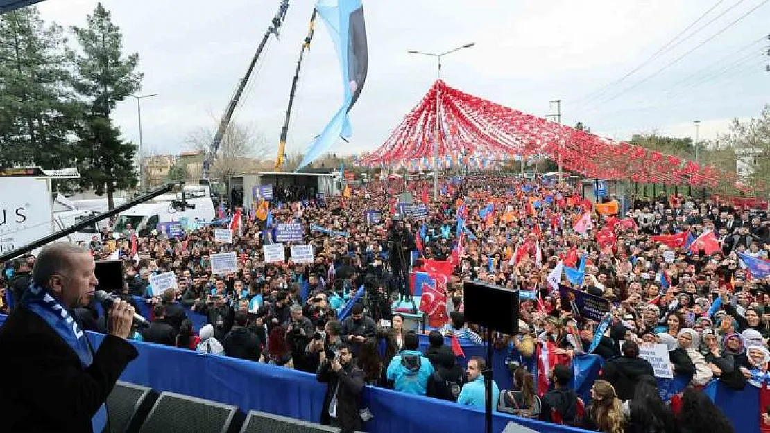 Cumhurbaşkanı Recep Tayyip Erdoğan: 'Türkiye zübük siyasetin acılarını çok çekti.