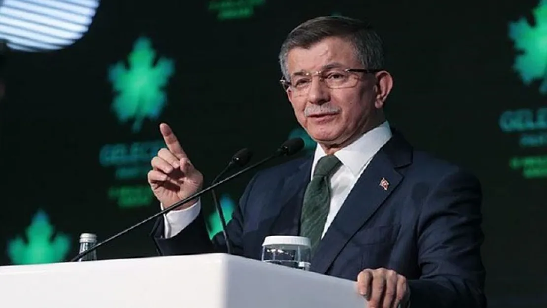 Davutoğlu: Hepsinin yakınları zengin oldu, yolsuzluğa bulaştılar