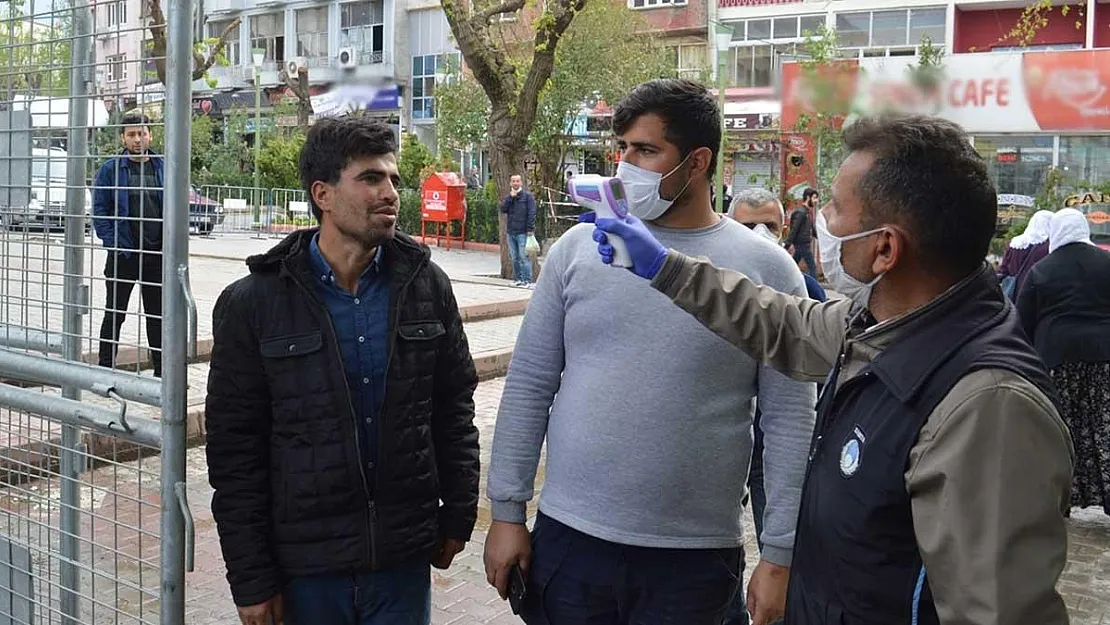 Siirt'te maske bulamayan halk tepkili