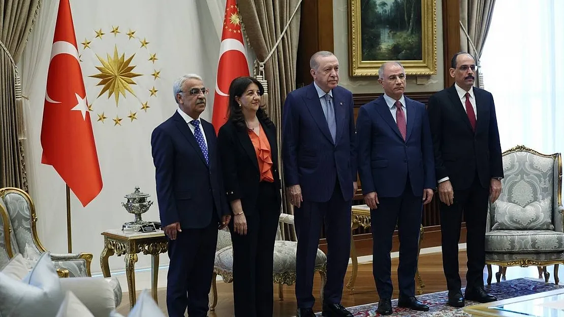 DEM Heyeti Beştepe'de Erdoğan'la Görüştü: Öcalan'a Ziyaret Talebi Gündeme Geldi