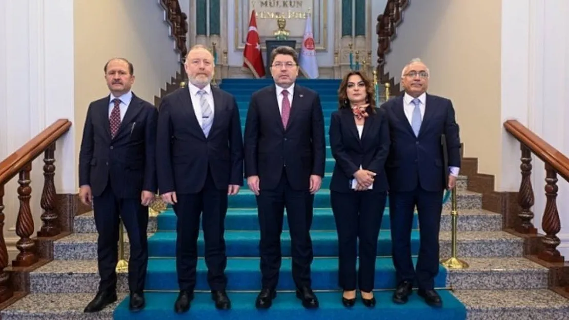 DEM Parti ile Adalet Bakanı Arasında Kritik Görüşme: Hasta Tutsaklar ve Yargı Paketi Masada