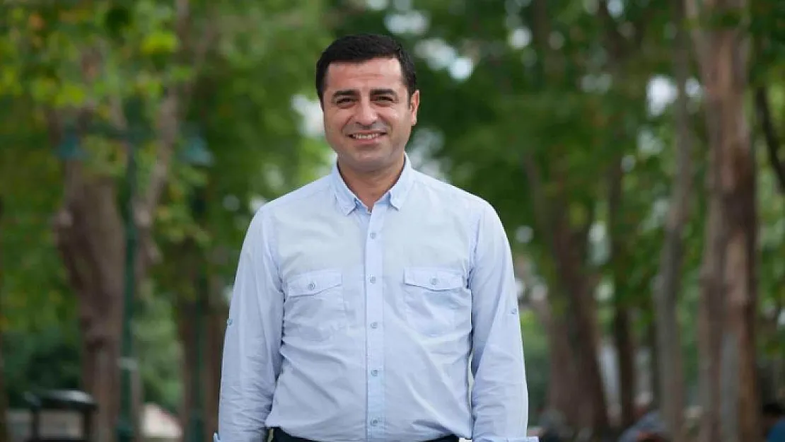 Demirtaş: Bu zulüm artık bitsin ayak oyunlarına, küçük hesaplara, ucuz komplolara teslim olmayacağız