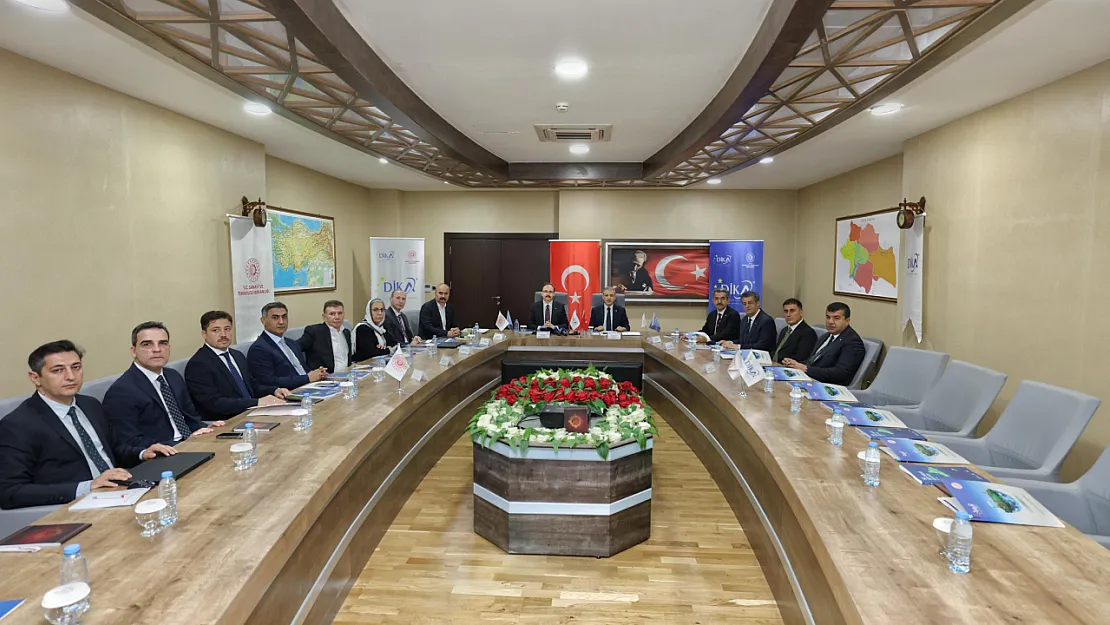 DİKA Yönetim Kurulu Toplantısı Siirt'te Gerçekleştirildi