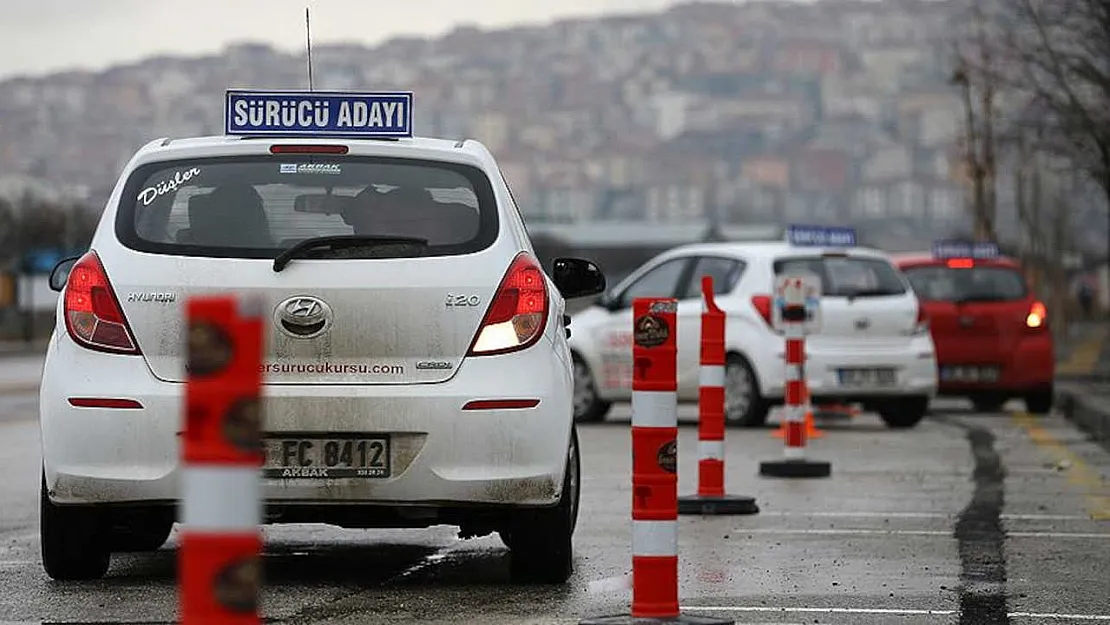 Direksiyon Sınav Ücretlerine Yüzde 80 Zam Geldi