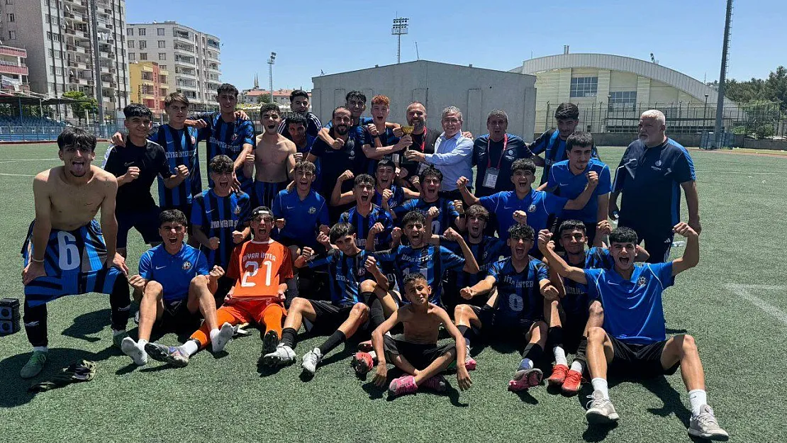 Diyar Inter, Siirt'te Bölge Şampiyonu Oldu: U17 Türkiye Finallerine Yükseldi