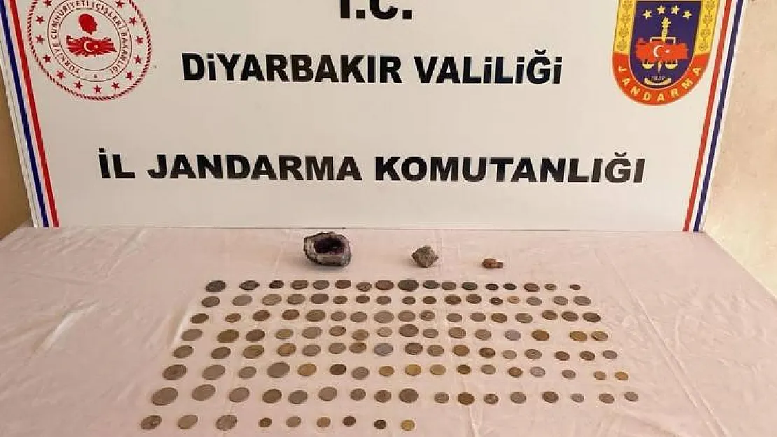 Diyarbakır'da 130 adet tarihi obje ele geçirildi