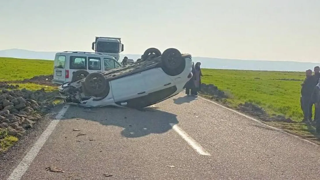 Diyarbakır'da trafik kazası: 3 yaralı