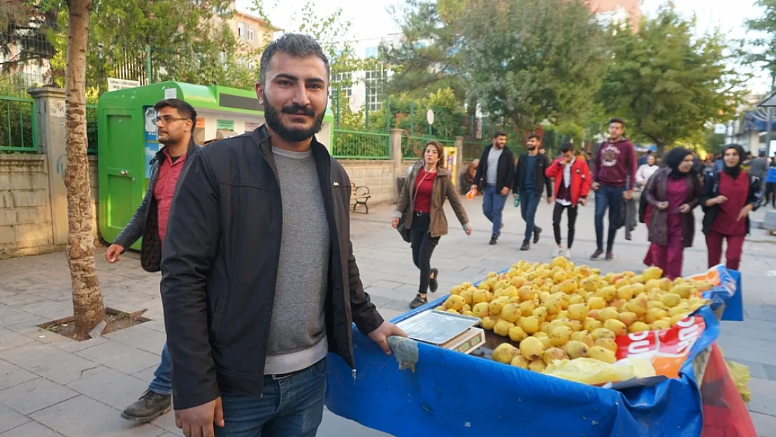 Seyyar Satıcılar Semt Pazarları İstiyor