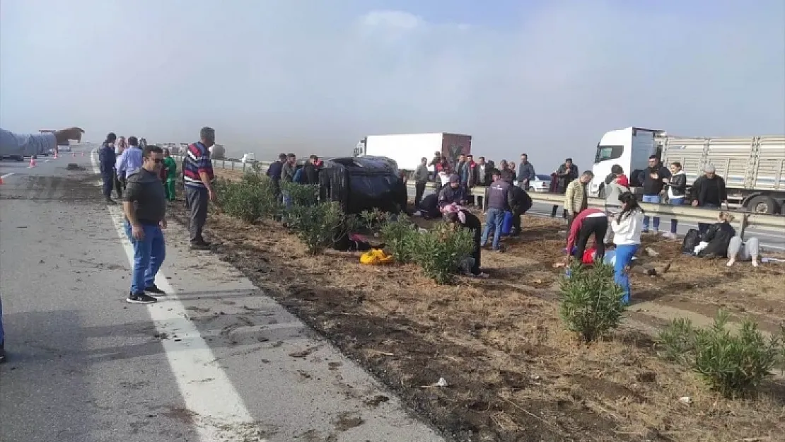 Düğün İçin Siirt'e Gelen Aile Kaza Yaptı! 1 ölü 10 yaralı